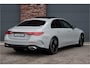 Mercedes-Benz E-klasse 400 e 4MATIC AMG Line | Hyperscreen | Luchtvering | Achterasbesturing | Distronic+ | HUD | Massage | Burmester | Nappa Leder | Trekhaak | Vlakkenverwarming | Stoelventilatie |
