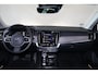 Volvo V90 T6 AWD Inscription - IntelliSafe Assist & Surround - Harman/Kardon audio - Adaptieve LED koplampen - Parkeercamera achter - Verwarmde voorstoelen, stuur & achterbank - Parkeersensoren voor & achter - Elektr. bedienb. voorstoelen met geheugen - Standkachel - Extra getint glas - Elektr. inklapbare trekhaak - 19' LMV