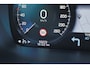 Volvo V90 T6 AWD Inscription - IntelliSafe Assist & Surround - Harman/Kardon audio - Adaptieve LED koplampen - Parkeercamera achter - Verwarmde voorstoelen, stuur & achterbank - Parkeersensoren voor & achter - Elektr. bedienb. voorstoelen met geheugen - Standkachel - Extra getint glas - Elektr. inklapbare trekhaak - 19' LMV