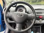 Toyota Aygo 1.0-12V Dynamic Navigator de auto is goed onderhouden en beschikt over airco.