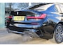 BMW 3-Serie 320i High Executive Edition | M Sport Pakket | Adaptieve Cruise | Stoel en Stuurverwarming | PDC voor en achter | Harman Kardon