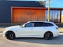 BMW 3-Serie Touring 330e xDrive M- Sport, M- stoel, SoH 93%, leder, trekhaak, pano, hud