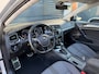 Volkswagen Golf 1.2 TSI Connected Series Automaat-Carplay-Pano-Stoelv