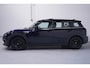 MINI Clubman Mini 2.0 Cooper D Business Edition 1e eigen. NAP lederen bekleding DAB-ontvangst aplle-carplay Panodak sportstoelen stoelverwarming comfort-pack verwarmde-voorruit key-less entry and startled-verlichting bleutooth cruise-controle climate-controle 17"-lmv