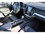 Volvo V60 T5 Automaat Momentum | Trekhaak | Parkeer sensoren | Leder stoelen | Bluetooth | Lichtmetaal |