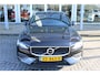 Volvo V60 T5 Automaat Momentum | Trekhaak | Parkeer sensoren | Leder stoelen | Bluetooth | Lichtmetaal |