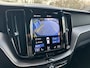 Volvo XC60 2.0 B5 R-Design | Luchtvering | 360 camera | Sportstoel | Memory | Verwarmde voorruit | Pilot Assist |