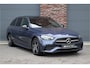 Mercedes-Benz C-klasse Estate 300 e AMG Line Aut9 | Panoramadak | Distronic | Memory | Trekhaak | Advanced Sound System | Camera | Dodehoekassistent | Nightpakket |