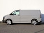 Volkswagen Transporter 2.0 TDI 110 pk L1H1 28 Life | Airco | Cruise control | Navigatie via App connect | Camera | LED | PDC | Afneembare trekhaak | 17" LM velgen | Bijrijdersbank | Betimmering |