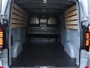 Volkswagen Transporter 2.0 TDI 110 pk L1H1 28 Life | Airco | Cruise control | Navigatie via App connect | Camera | LED | PDC | Afneembare trekhaak | 17" LM velgen | Bijrijdersbank | Betimmering |