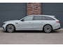 Mercedes-Benz E-klasse Estate AMG 53 4MATIC+ Premium+ | 585pk | Hyperscreen | Achterasbesturing | Distronic+ | Trekhaak | 3D-Display | Panoramadak | Digital Light | Burmester | HUD |