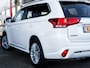 Mitsubishi Outlander 2.4 PHEV Instyle | 1e Eigenaar | Trekhaak | Schuif/ Kantel Pano Dak | Rockford Fosgate Audio | Diamant Leder | 360 Camera | Adaptieve Cruise Control | Parelmoer Lak | Climate Control | 4x4 |