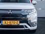 Mitsubishi Outlander 2.4 PHEV Instyle | 1e Eigenaar | Trekhaak | Schuif/ Kantel Pano Dak | Rockford Fosgate Audio | Diamant Leder | 360 Camera | Adaptieve Cruise Control | Parelmoer Lak | Climate Control | 4x4 |