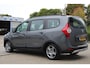 Dacia Lodgy 1.2 TCe Lauréate Stepway 7persoons | Navigatie | Stoelverwarming | Airco | Cruise control | PDC | Camera | NAP | APK |