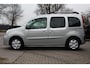 Renault Kangoo Family 1.6-16V Privilège 5p. | Trekhaak | Cruise control | Airco | APK |