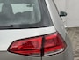 Volkswagen Golf 1.2 TSI Connected Series / Navigatie / Parkeersensoren voor en achter /  / Trekhaak (trekgewicht 1300kg / Automatische Airco / Lichmetalen velgen