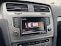 Volkswagen Golf 1.2 TSI Connected Series / Navigatie / Parkeersensoren voor en achter /  / Trekhaak (trekgewicht 1300kg / Automatische Airco / Lichmetalen velgen