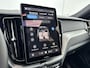 Volvo XC60 T6 Recharge Plus Black Edition | 21" | Panoramadak | Head-Up | 360 Camera | Getint Glas | Harman Kardon | Elektr. verst. Sportstoelen | Adaptieve Cruise | BLIS