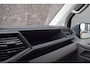 Volkswagen Transporter 2.0 TDI L2H1 150PK DSG 3-ZITS SCHUIFDEUR / BETIMMERING / 20INCH / CARPLAY / LED / COMPLETE HISTORIE