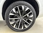 Volvo XC90 T8 Recharge Ultra Dark | 21" | Luchtvering | Geventileerd Nappa | Massagestoelen | Bowers & Wilkins | Trekhaak | Gelaagd Glas | Panoramadak | Head-up | 360 Camera