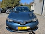 Toyota Auris 1.8 Hybrid Black Edition NAVI.CAMERA.LED.LINE-ASSIST!