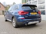 BMW X3 xDrive20i High Executive|Leder|Pano|Wegklapbare trekhaak|HUD|Camera|Zwarte Hemel.