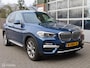 BMW X3 xDrive20i High Executive|Leder|Pano|Wegklapbare trekhaak|HUD|Camera|Zwarte Hemel.
