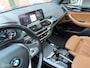 BMW X3 xDrive20i High Executive|Leder|Pano|Wegklapbare trekhaak|HUD|Camera|Zwarte Hemel.