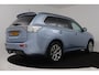 Mitsubishi Outlander 2.0 PHEV Instyle (PANORAMADAK, TREKHAAK, STOELVERWARMING, NAVIGATIE, CRUISE CONTROL)