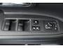 Mitsubishi Outlander 2.0 PHEV Instyle (PANORAMADAK, TREKHAAK, STOELVERWARMING, NAVIGATIE, CRUISE CONTROL)