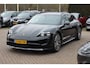 Porsche Taycan Cross Turismo 4 93 kWh / Panoramadak / Camera / Passenger Display / Nachtzicht / 20'' / Bose / Stuur+Stoelverwarming / DAB / Cruise Control