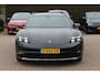 Porsche Taycan Cross Turismo 4 93 kWh / Panoramadak / Camera / Passenger Display / Nachtzicht / 20'' / Bose / Stuur+Stoelverwarming / DAB / Cruise Control