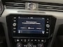 Volkswagen Passat Variant 1.4 TSI 150pk DSG ACT Highline Business R R-Line LED Leder Navigatie Stoelverwarming DAB+