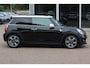MINI Cooper Mini 1.5 60 Years Edition / Panoramadak / Head-up / Leder / Harman Kardon / 17'' / Navigatie / DAB / Cruise Control