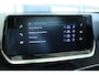 Peugeot 2008 1.2 Turbo Allure | Cruise Control | Camera | Navigatie | Carplay | 17 Inch | Getint glas | Climate |