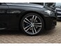 BMW 3-Serie Touring 320i M Sport Edition / Panoramadak / Camera / Head-up / Leder / Keyless / 18'' / Navigatie / Stoelverwarming / DAB / Cruise Control