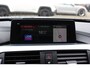 BMW 3-Serie Touring 320i M Sport Edition / Panoramadak / Camera / Head-up / Leder / Keyless / 18'' / Navigatie / Stoelverwarming / DAB / Cruise Control