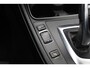 BMW 3-Serie Touring 320i M Sport Edition / Panoramadak / Camera / Head-up / Leder / Keyless / 18'' / Navigatie / Stoelverwarming / DAB / Cruise Control