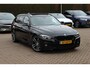 BMW 3-Serie Touring 320i M Sport Edition / Panoramadak / Camera / Head-up / Leder / Keyless / 18'' / Navigatie / Stoelverwarming / DAB / Cruise Control