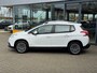 Peugeot 2008 1.2 PureTech Style  -stoelverwarming - trekhaak