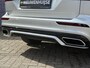 Volvo V60 2.0 T4 R-Design | Standkachel | Volvo on Call | Stoelverwarming V+A | Stuurverwarming | DAB | Adaptieve cruise | Keyless entry/start | 19"lm velgen | Leder | Apple carplay/android auto |