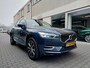 Volvo XC60 2.0 T8 Twin Engine AWD Inscription Pilot assist Dak Stuurverwarming Stoelverwarming Trekhaak Camera Navigatie 19 inch
