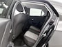 Opel Corsa Edition 100pk | Navigatie via Apple Carplay / Android Auto | Airco | Cruise Control | Parkeersensoren | Armsteun | DAB+ radio | Bluetooth | Regensensor | Automatisch dimlicht | All seasonbanden | Donker getint glas | 16" lichtmetalen velgen |