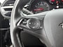 Opel Corsa Edition 100pk | Navigatie via Apple Carplay / Android Auto | Airco | Cruise Control | Parkeersensoren | Armsteun | DAB+ radio | Bluetooth | Regensensor | Automatisch dimlicht | All seasonbanden | Donker getint glas | 16" lichtmetalen velgen |