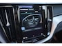Volvo XC60 2.0 T6 Plug-in hybrid AWD R-Design Pano, HUD, H&K