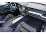Volvo XC60 2.0 T6 Plug-in hybrid AWD R-Design Pano, HUD, H&K