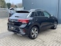 Volkswagen T-Roc 1.0 TSI R-Line * Panorama * Adaptieve Cruise Control * Carplay *