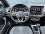 Volkswagen T-Roc 1.0 TSI R-Line * Panorama * Adaptieve Cruise Control * Carplay *