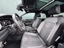 Volkswagen T-Roc 1.0 TSI R-Line * Panorama * Adaptieve Cruise Control * Carplay *