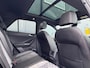 Volkswagen T-Roc 1.0 TSI R-Line * Panorama * Adaptieve Cruise Control * Carplay *